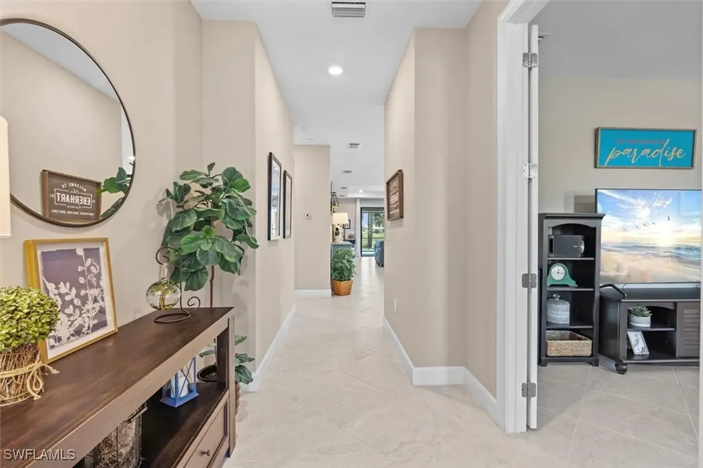4012 E Hampton Circle Alva FL 33920