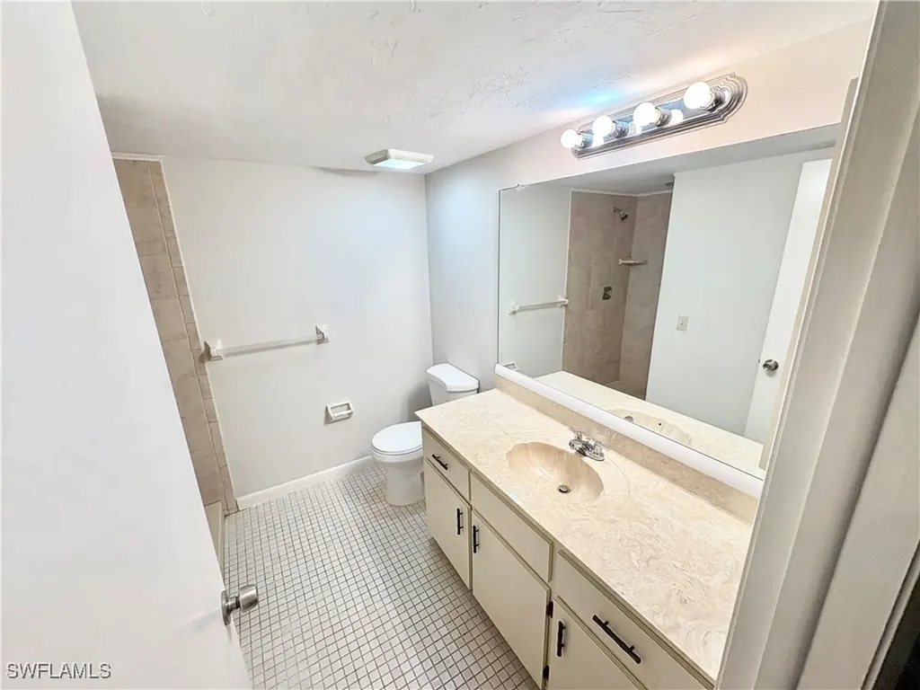 28100 Pine Haven Way Bonita Springs FL 34135