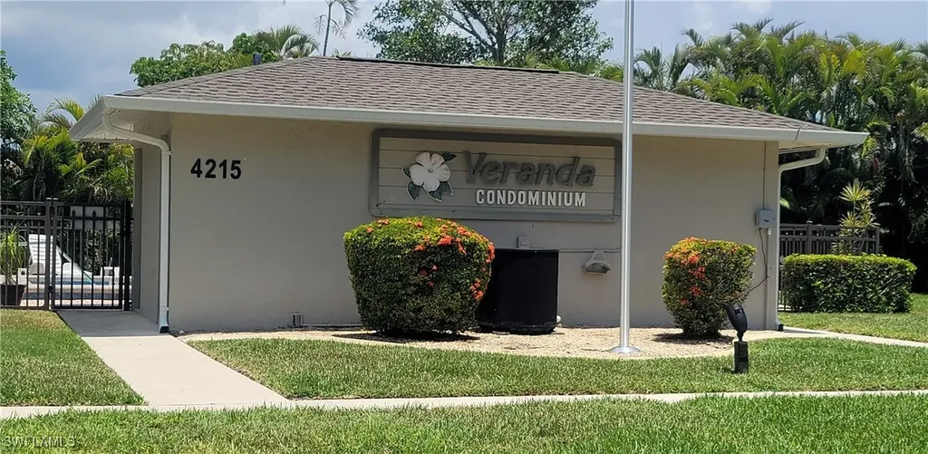 4213 SE 19th Avenue Cape Coral FL 33904