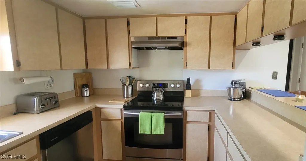 4213 SE 19th Avenue Cape Coral FL 33904