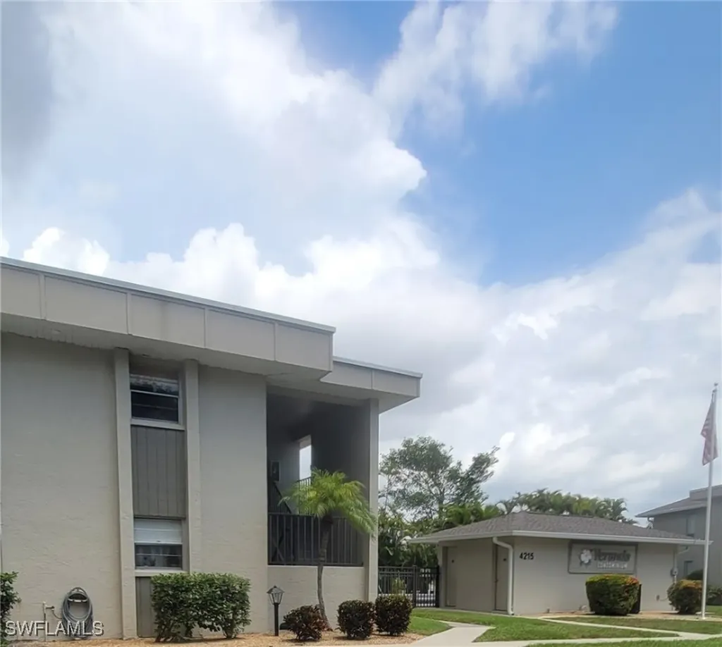 4213 SE 19th Avenue Cape Coral FL 33904