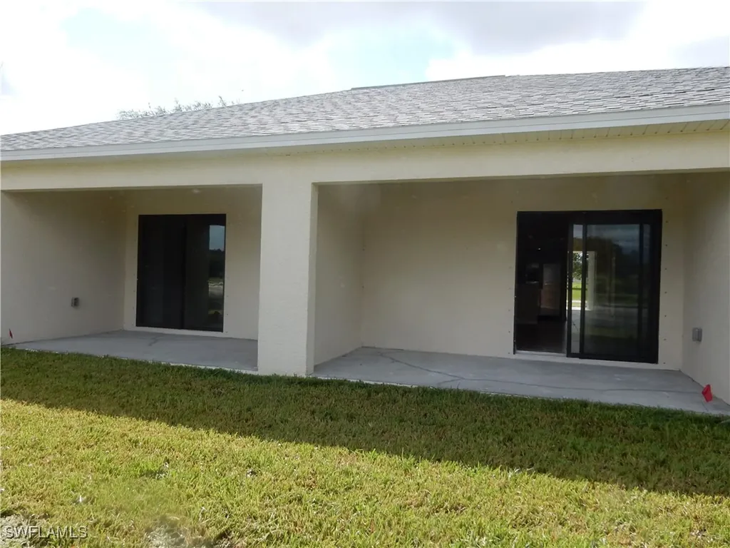 504 SE 5th Avenue Cape Coral FL 33990