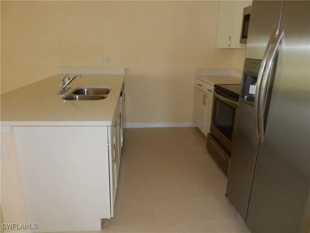 504 SE 5th Avenue Cape Coral FL 33990