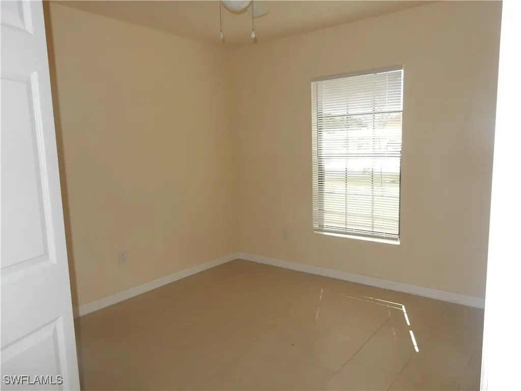 504 SE 5th Avenue Cape Coral FL 33990