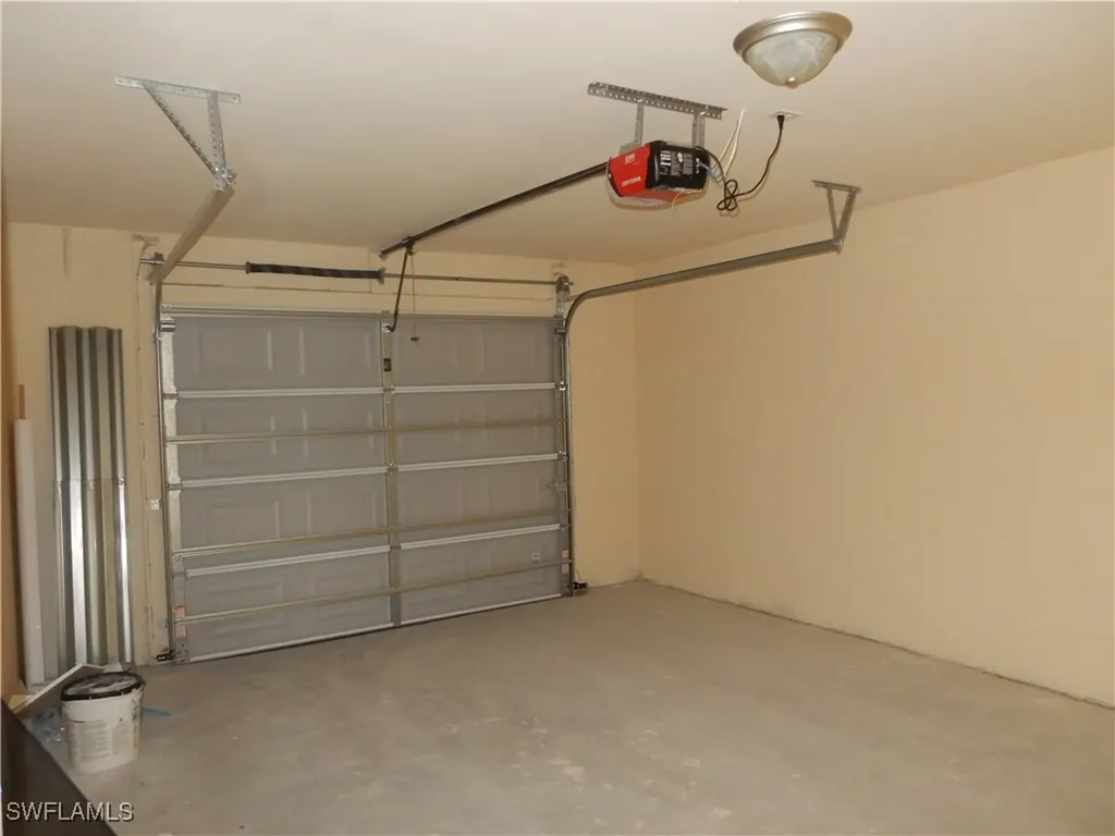 504 SE 5th Avenue Cape Coral FL 33990