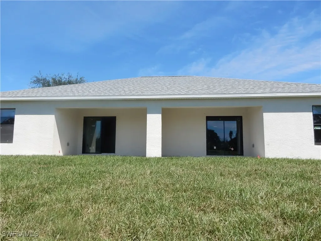 504 SE 5th Avenue Cape Coral FL 33990