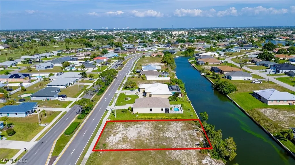 136 Nicholas Parkway E Cape Coral FL 33990