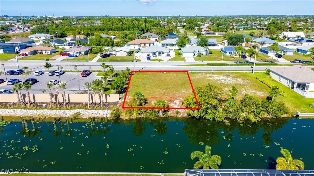 132 Nicholas Parkway E Cape Coral FL 33990