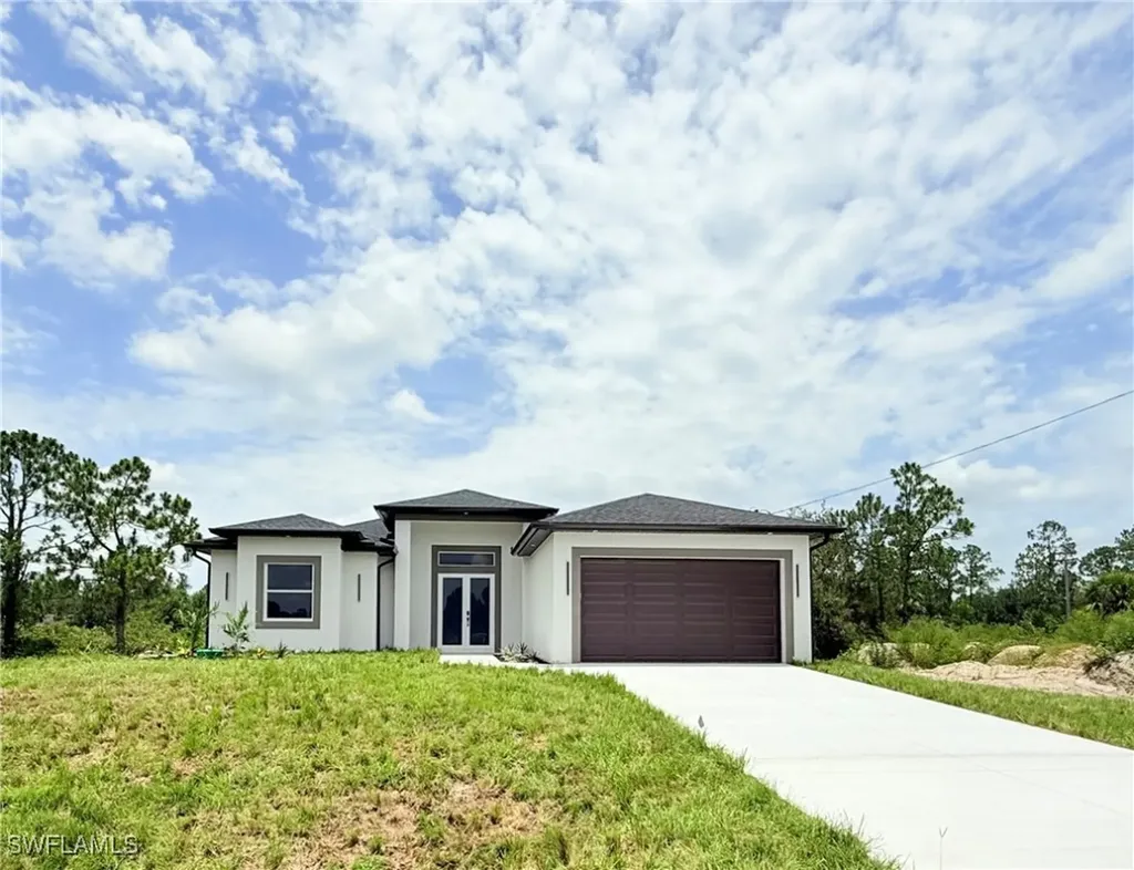 Lehigh Acres FL, 521 Johns Avenue