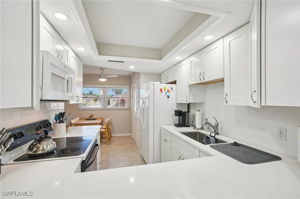 360 Charlemagne Boulevard Naples FL 34112