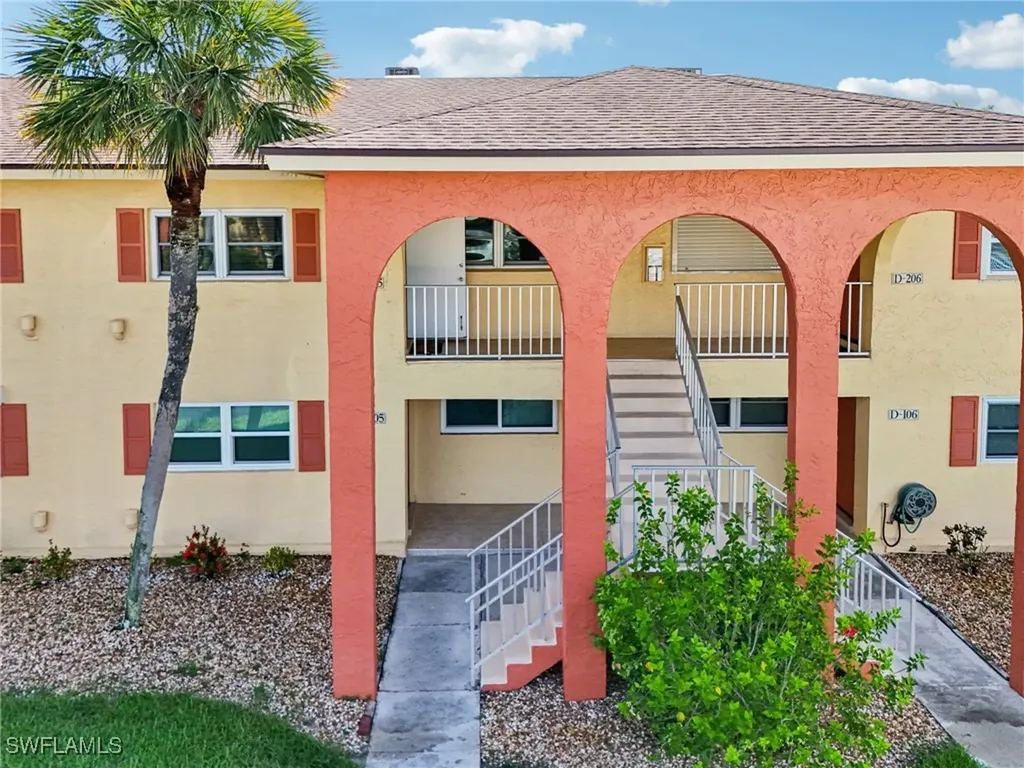 360 Charlemagne Boulevard Naples FL 34112