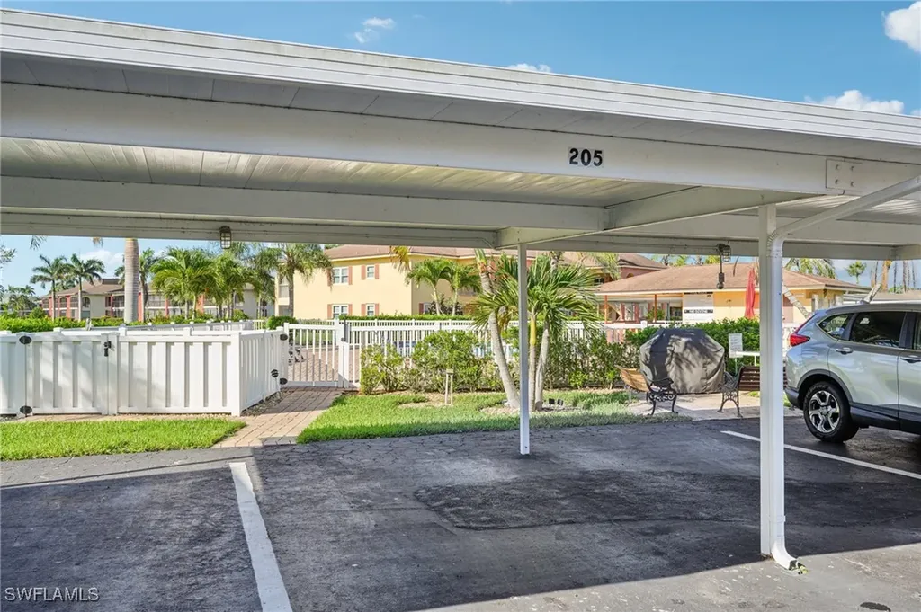 360 Charlemagne Boulevard Naples FL 34112