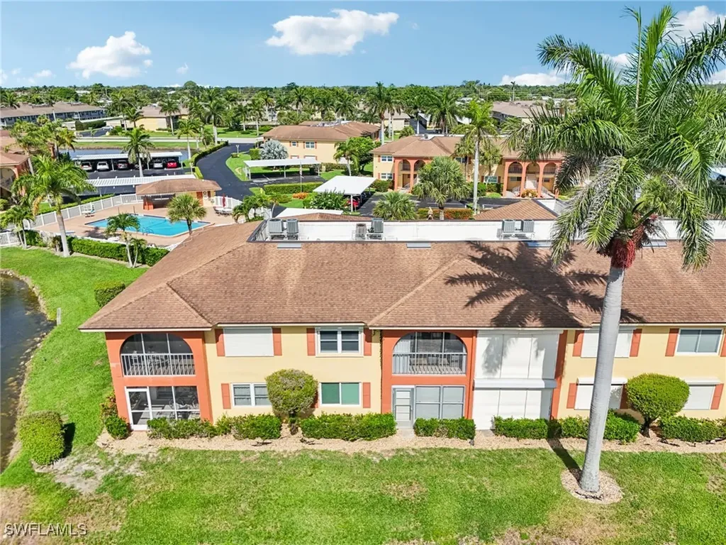 360 Charlemagne Boulevard Naples FL 34112
