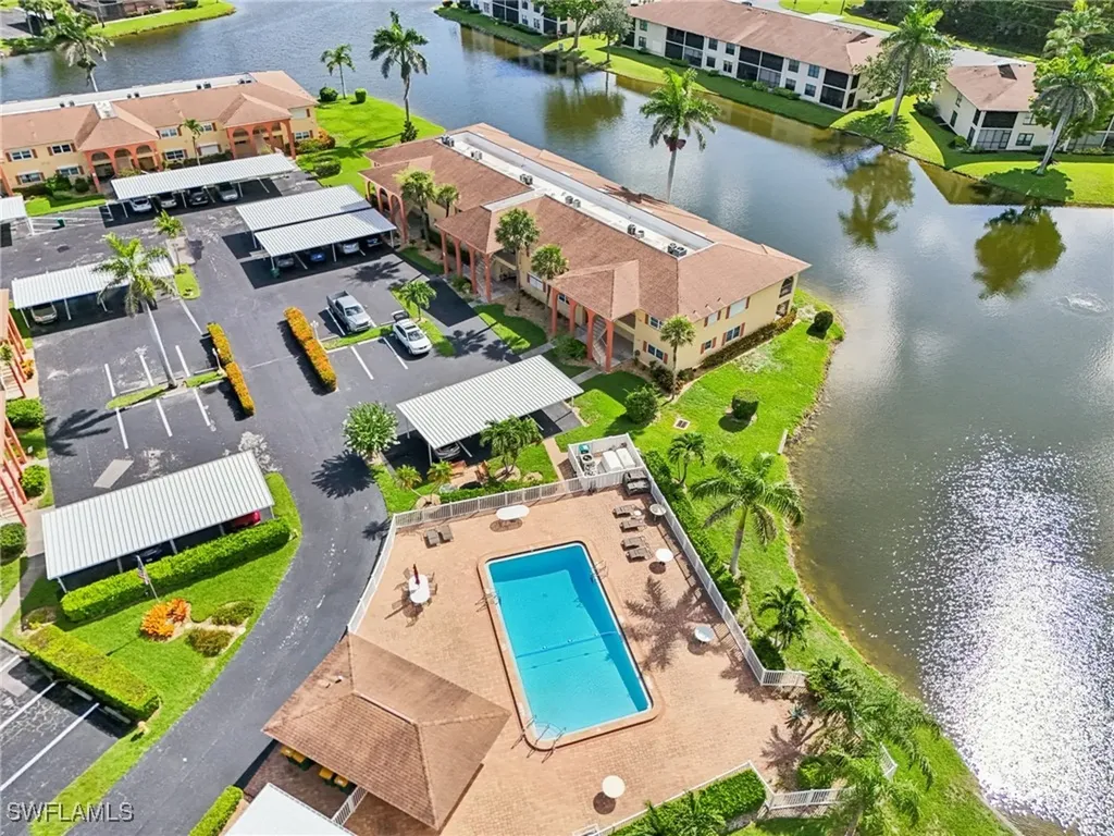 360 Charlemagne Boulevard Naples FL 34112