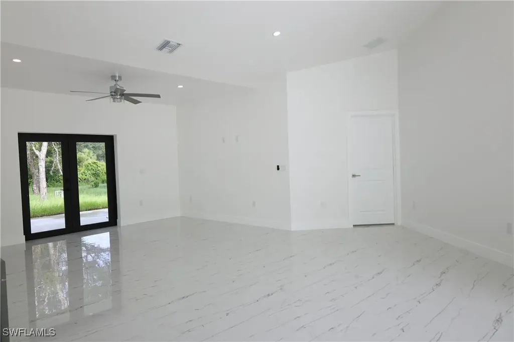 407 Washington Avenue Lehigh Acres FL 33972