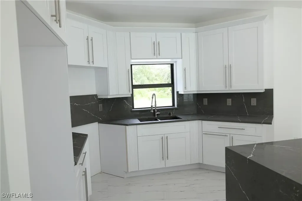 407 Washington Avenue Lehigh Acres FL 33972