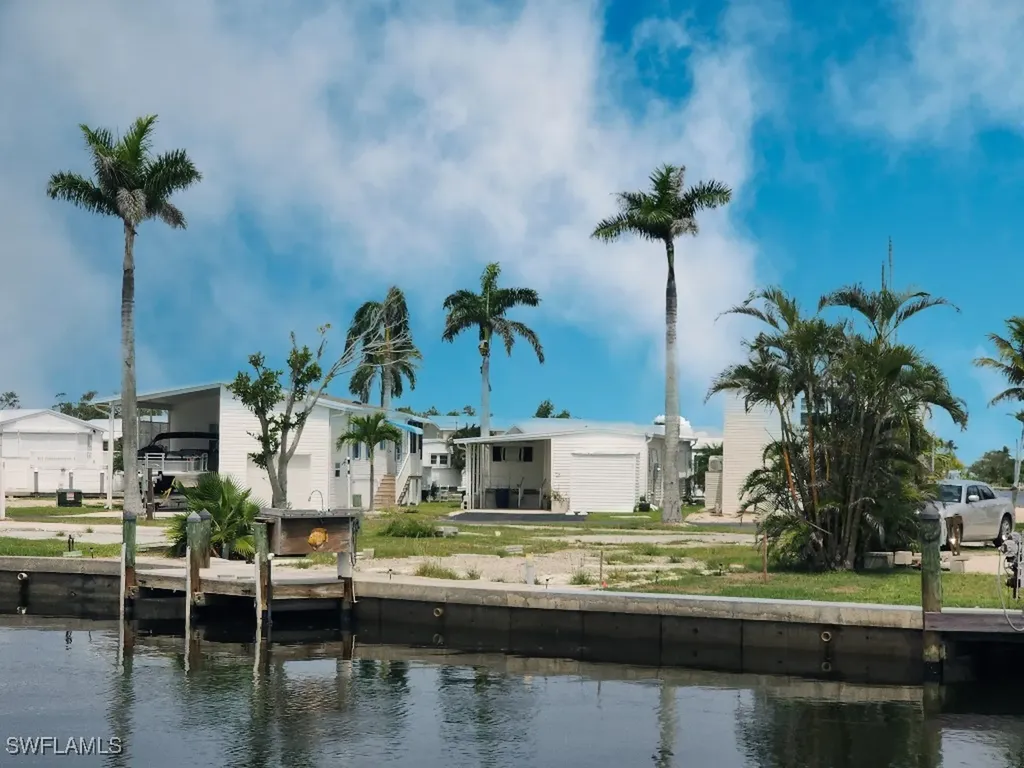 48 Doubloon Way Fort Myers Beach FL 33931