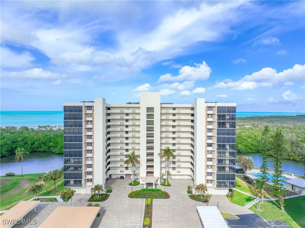15 Bluebill Avenue Naples FL 34108
