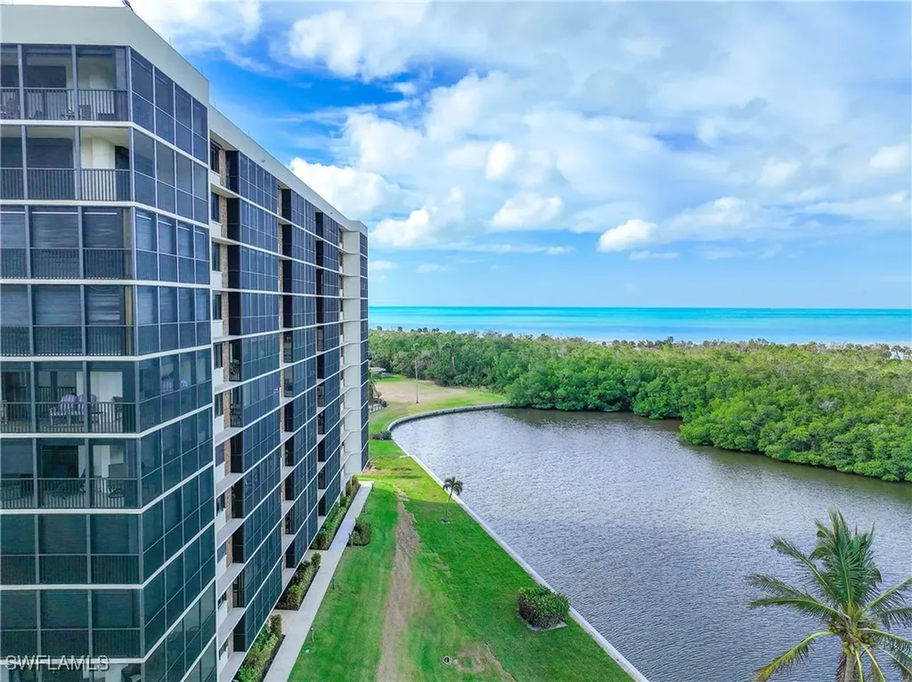 15 Bluebill Avenue Naples FL 34108