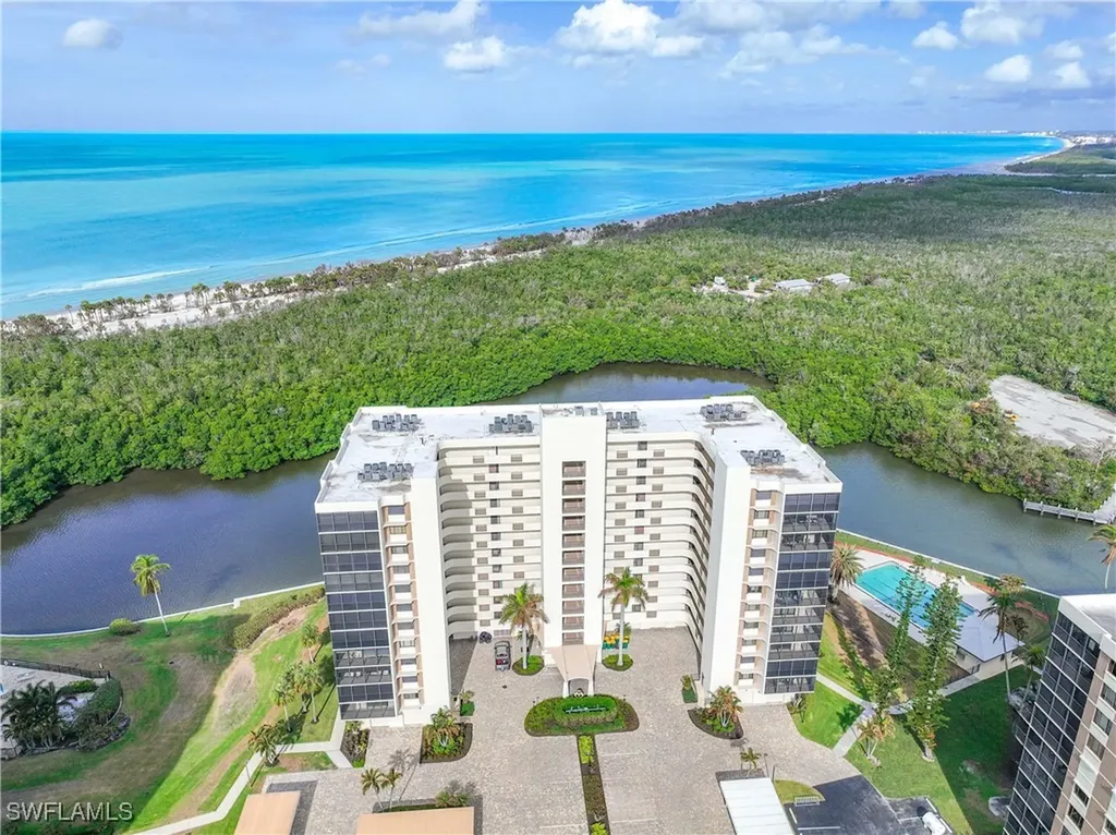 15 Bluebill Avenue Naples FL 34108