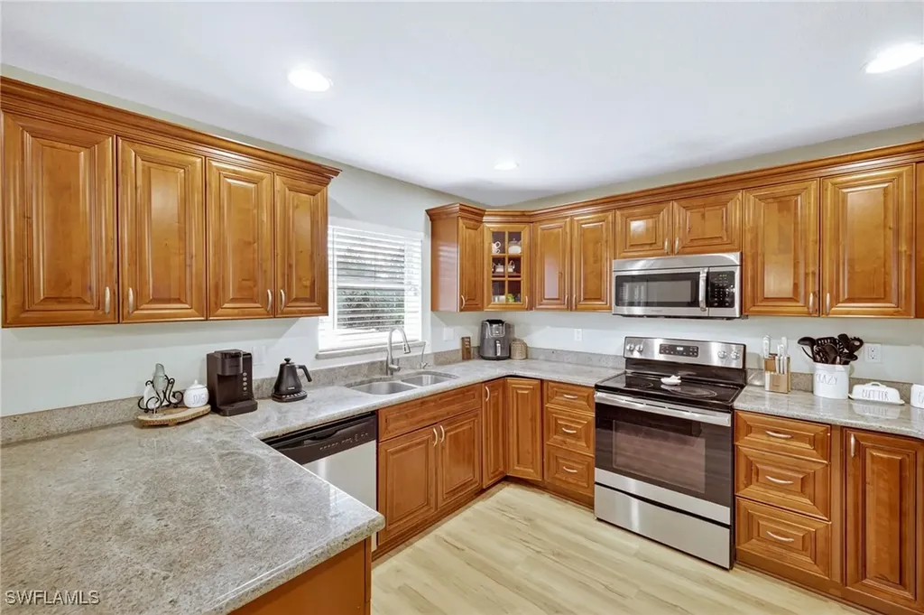 749 Chambers Street E Lehigh Acres FL 33974
