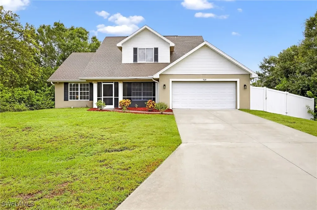749 Chambers Street E Lehigh Acres FL 33974