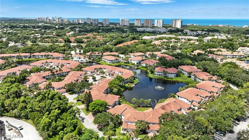 1000 L Ambiance Circle Naples FL 34108