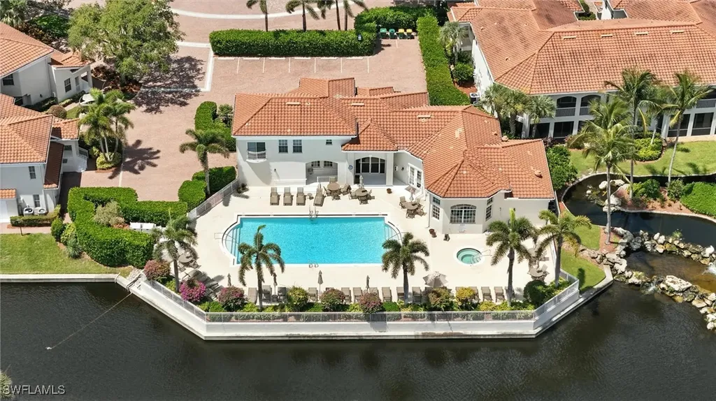 1000 L Ambiance Circle Naples FL 34108