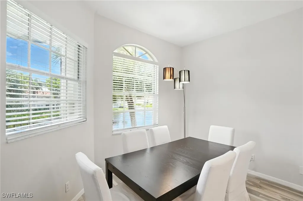 1000 L Ambiance Circle Naples FL 34108