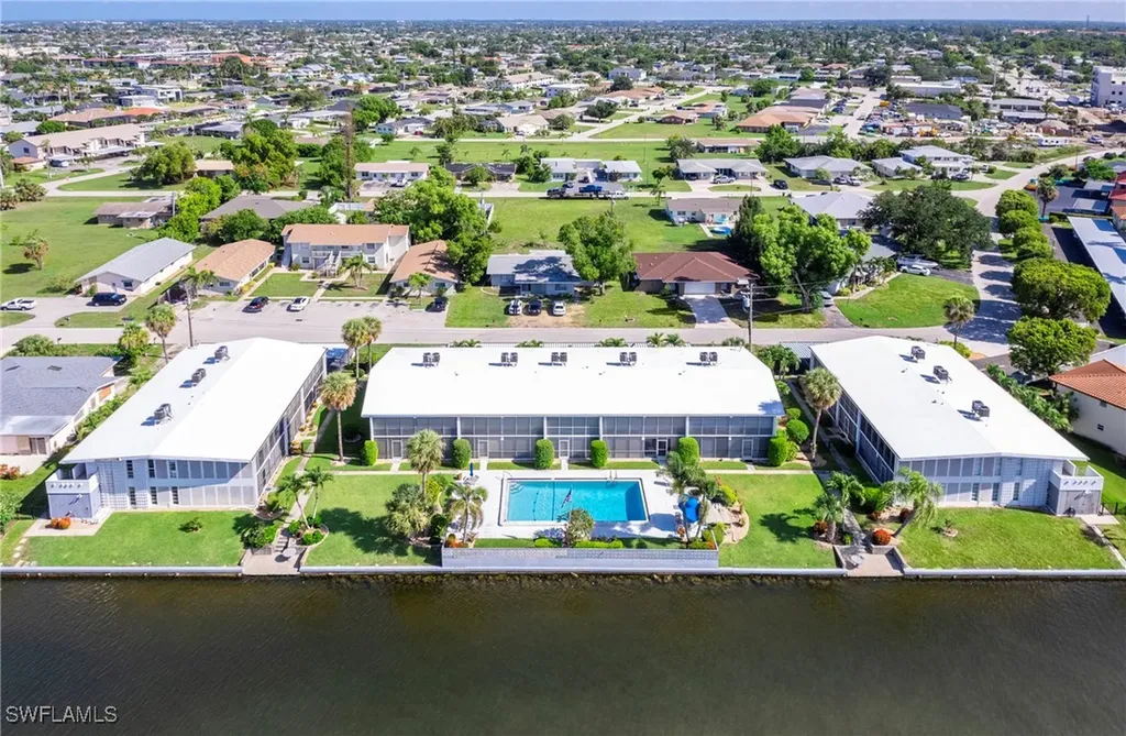 330 Tudor Drive Cape Coral FL 33904