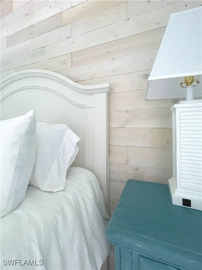 330 Tudor Drive Cape Coral FL 33904