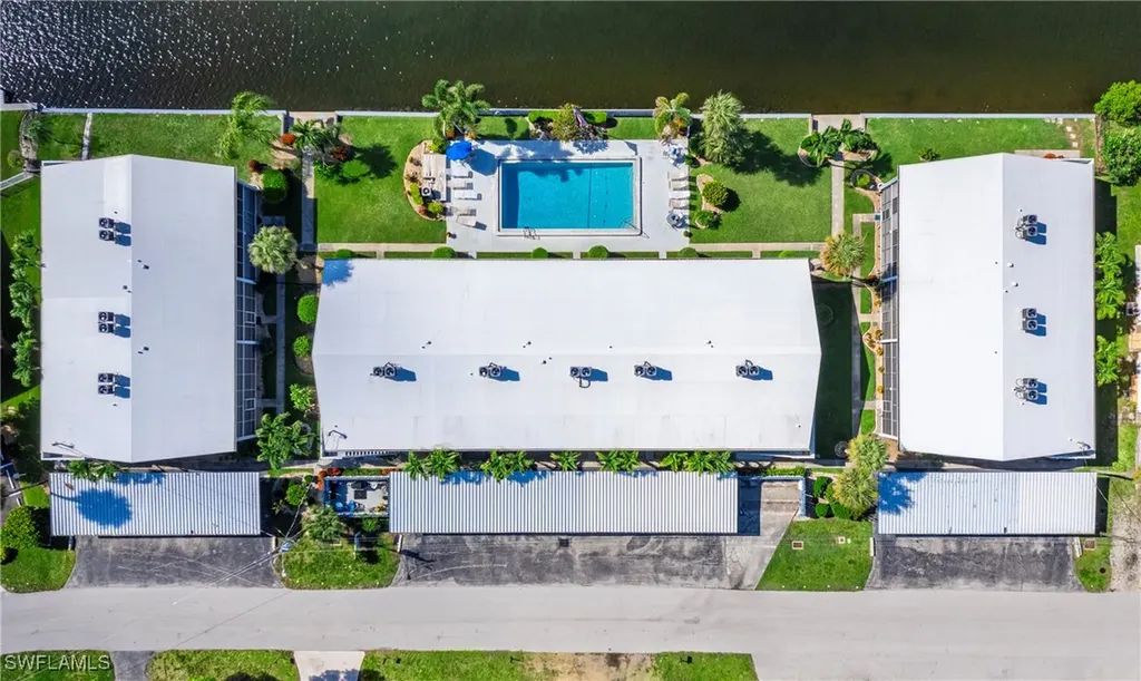 330 Tudor Drive Cape Coral FL 33904