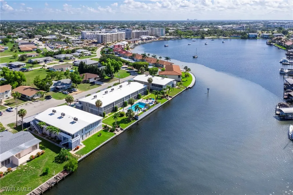 330 Tudor Drive Cape Coral FL 33904