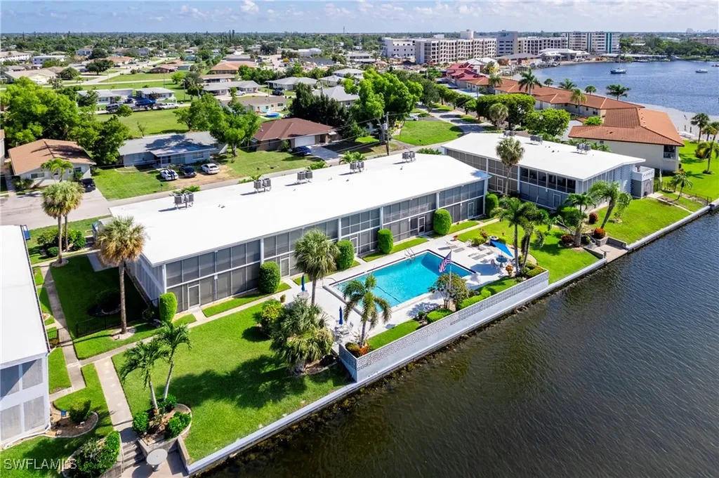 330 Tudor Drive Cape Coral FL 33904