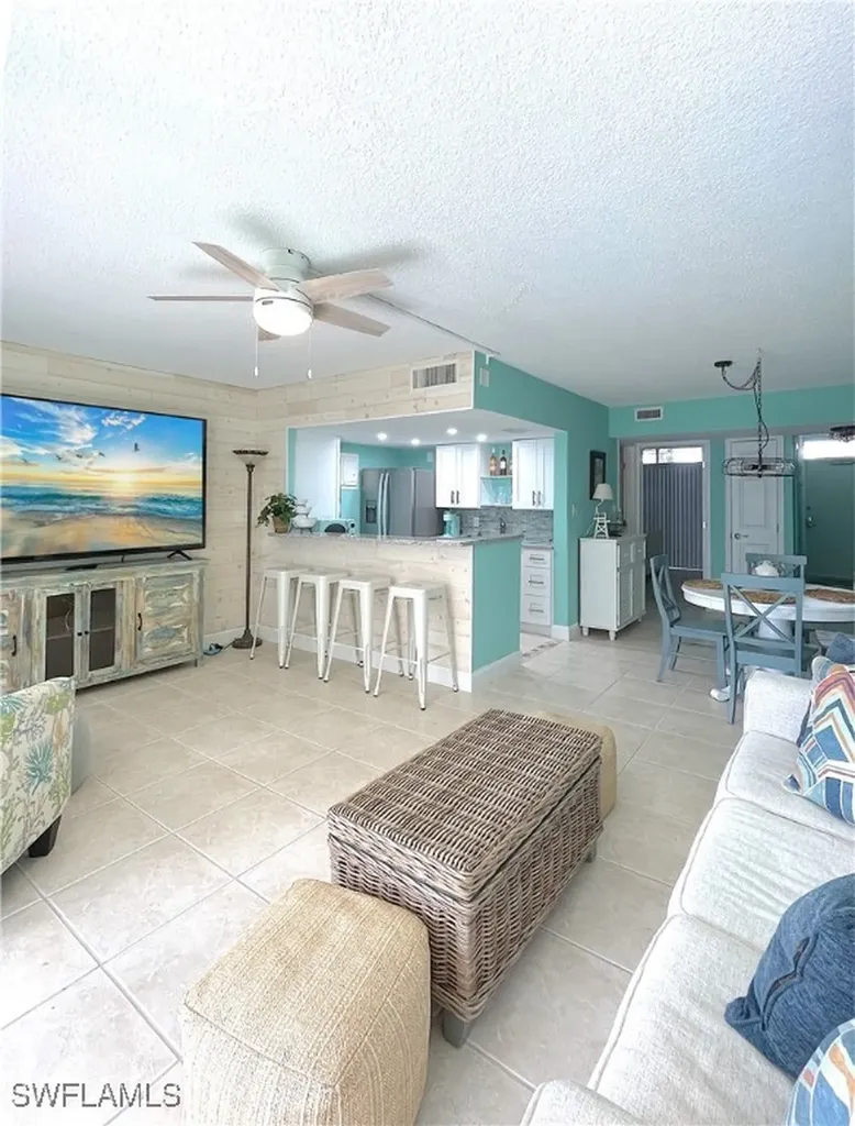 330 Tudor Drive Cape Coral FL 33904