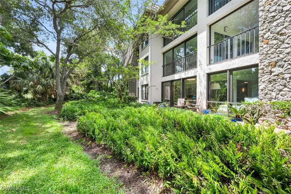 5950 Pelican Bay Boulevard Naples FL 34108
