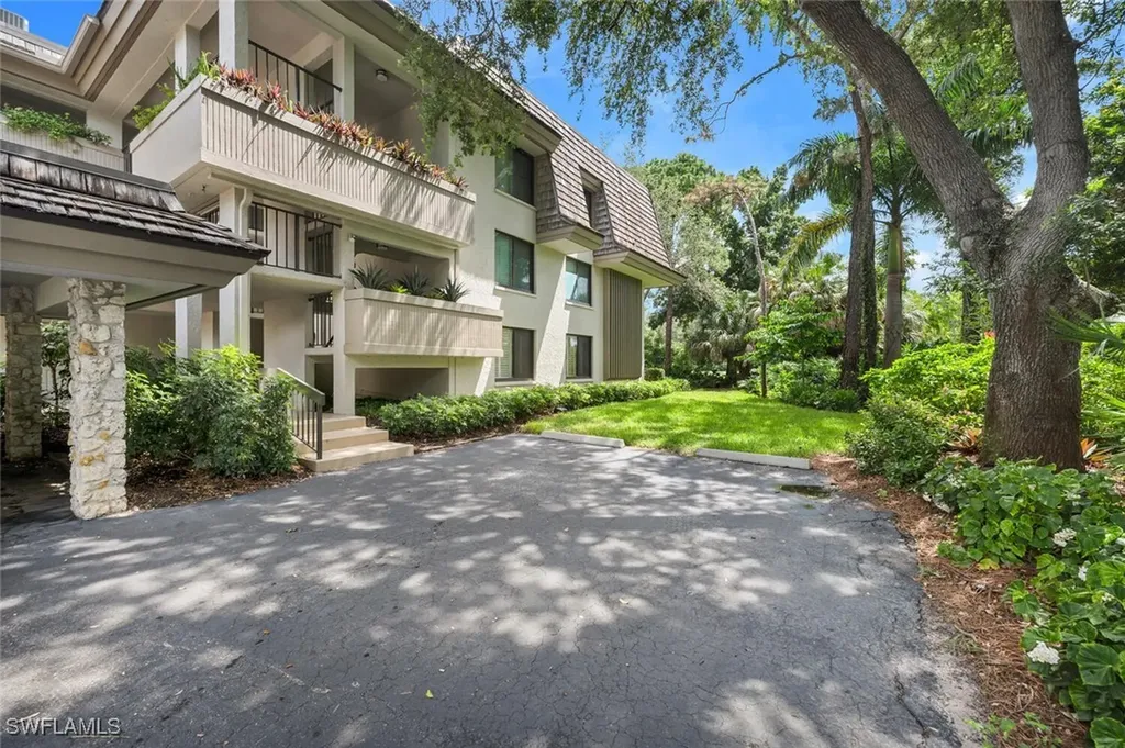 5950 Pelican Bay Boulevard Naples FL 34108