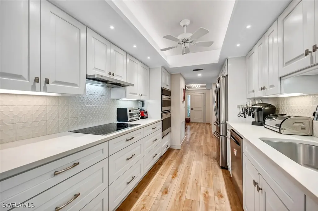 5950 Pelican Bay Boulevard Naples FL 34108