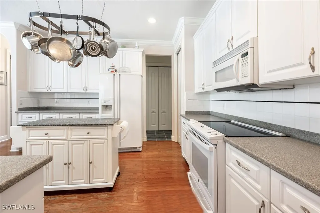 13915 Collier Boulevard Naples FL 34119