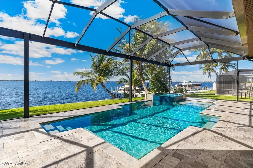 2506 SE 28th Street Cape Coral FL 33904