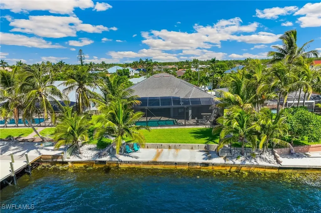 2506 SE 28th Street Cape Coral FL 33904