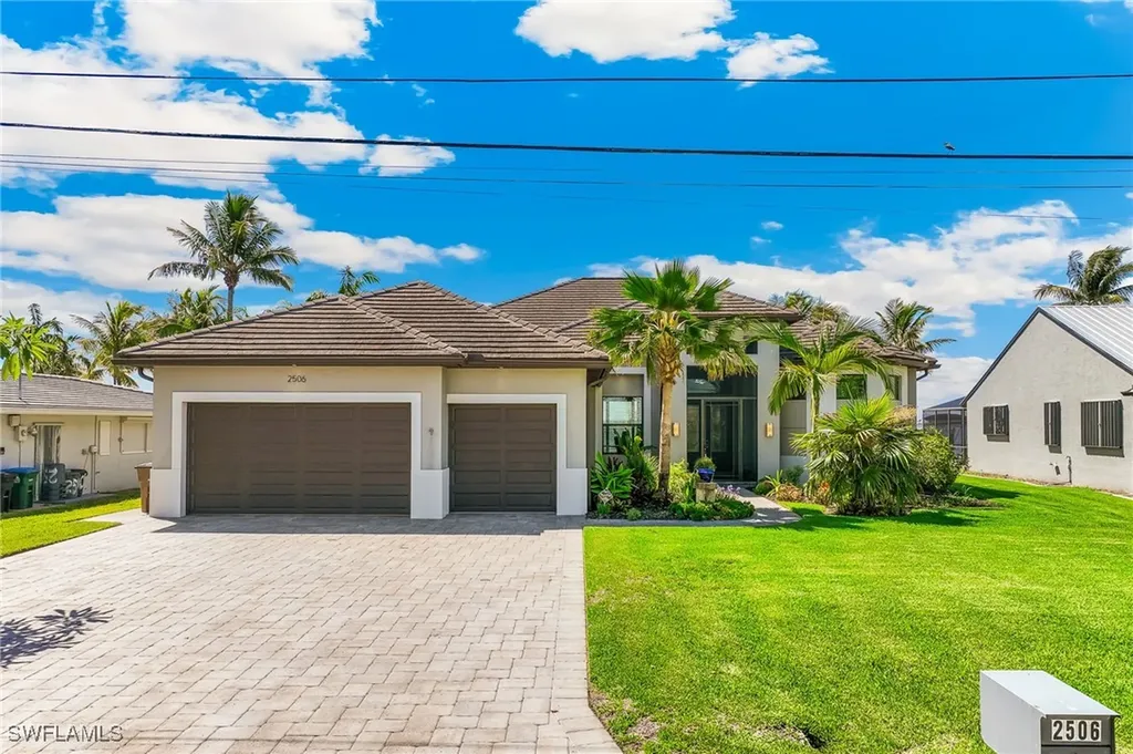 2506 SE 28th Street Cape Coral FL 33904