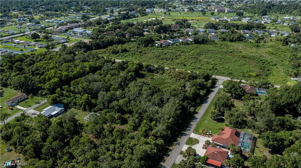 2001 E 5th Street Lehigh Acres FL 33936