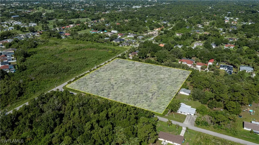 2001 E 5th Street Lehigh Acres FL 33936