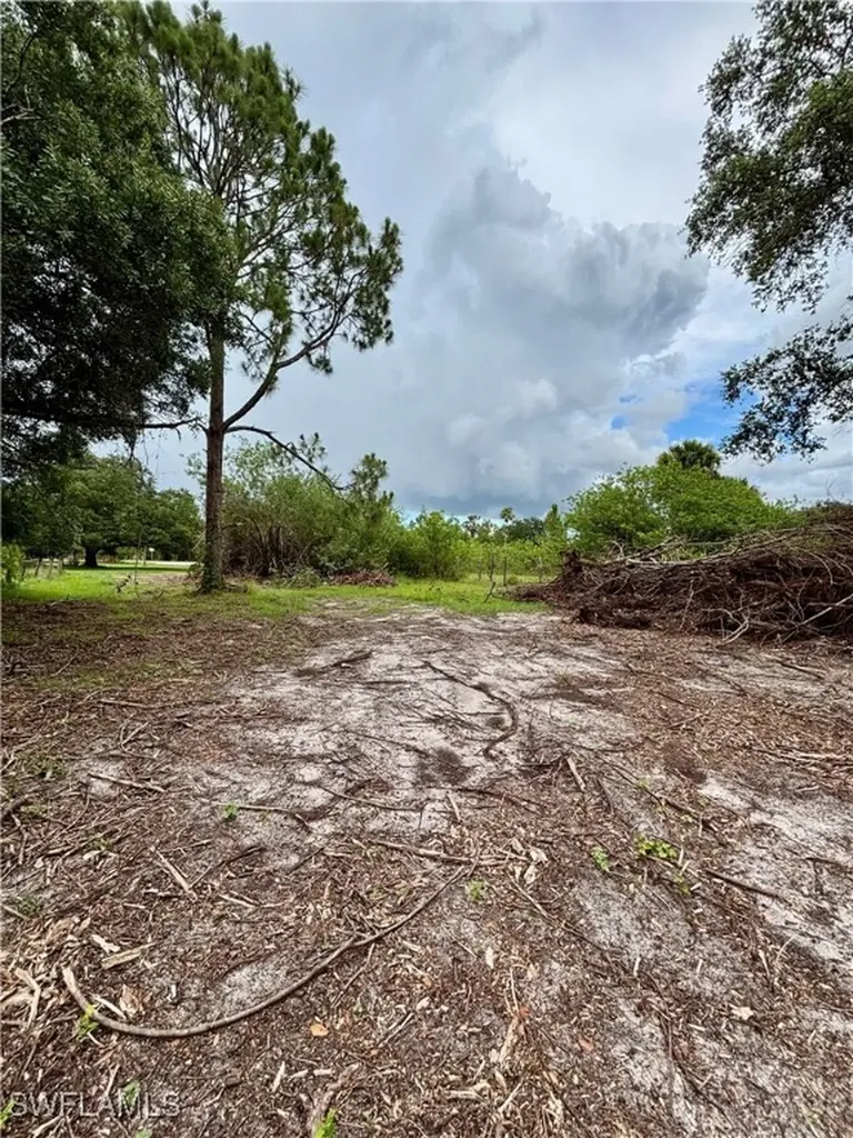 4600 Pioneer 17th Street Clewiston FL 33440