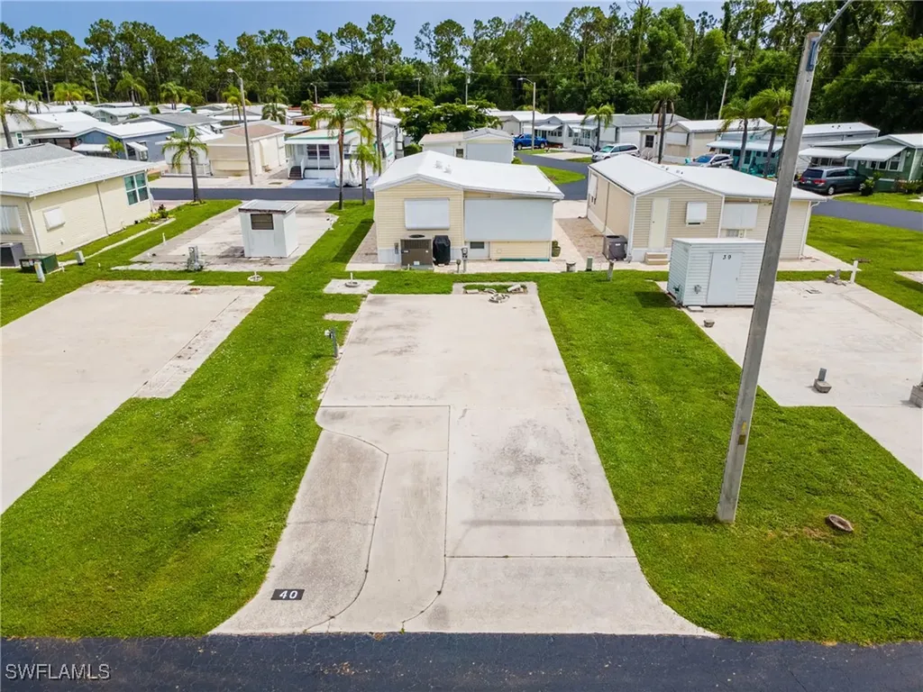 40 La Fonda Lane North Fort Myers FL 33903