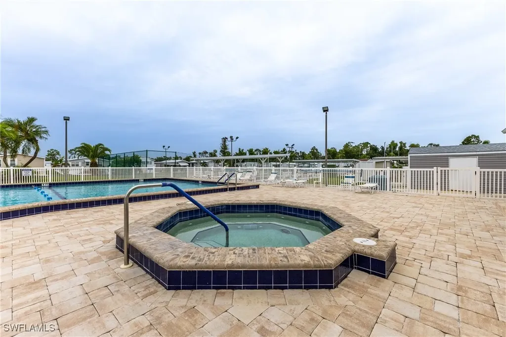 40 La Fonda Lane North Fort Myers FL 33903
