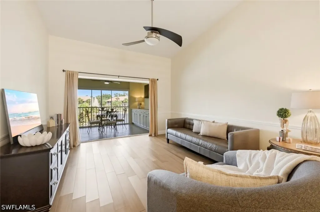 6720 Beach Resort Drive Naples FL 34114