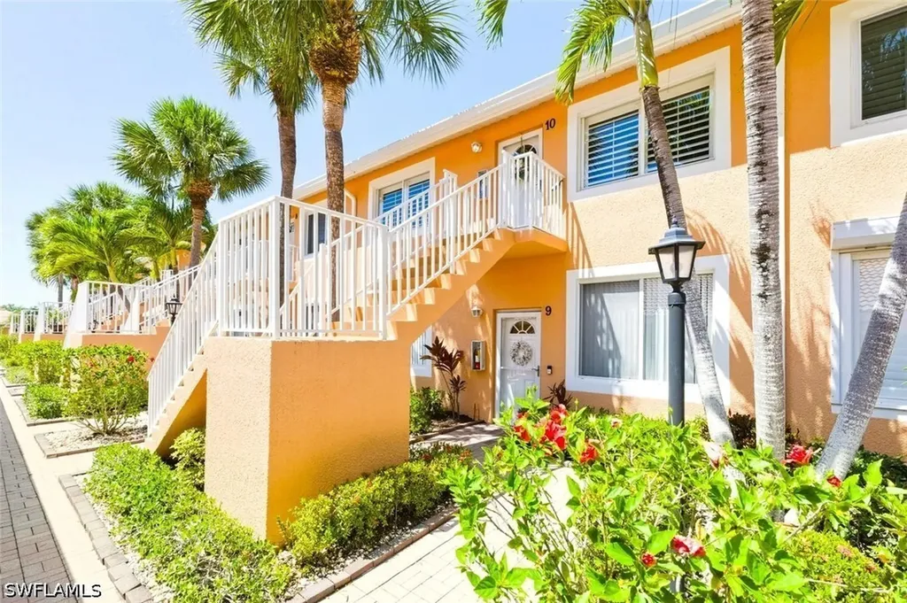 6720 Beach Resort Drive Naples FL 34114