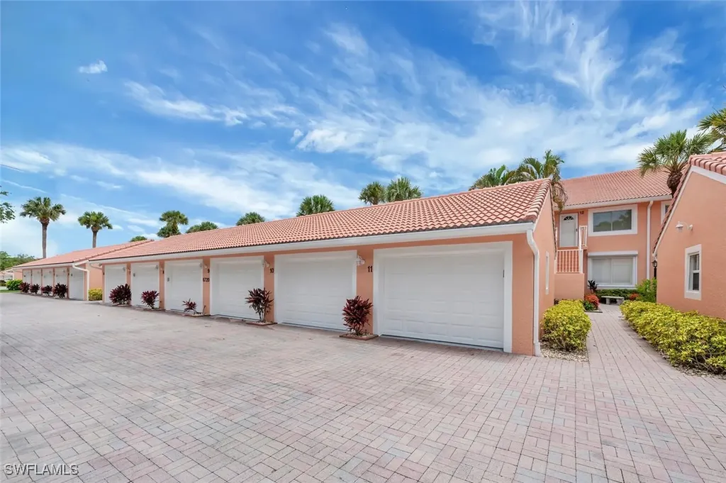 6720 Beach Resort Drive Naples FL 34114